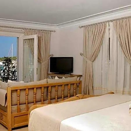 Marina * Çeşme