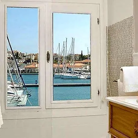 Albergue Marina