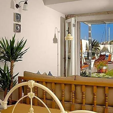 Marina Albergue Çeşme