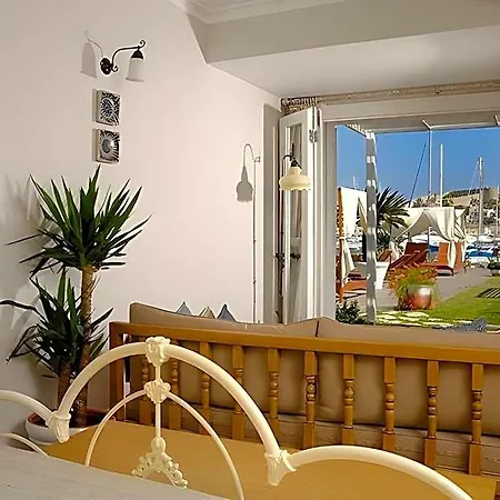 Marina * Çeşme